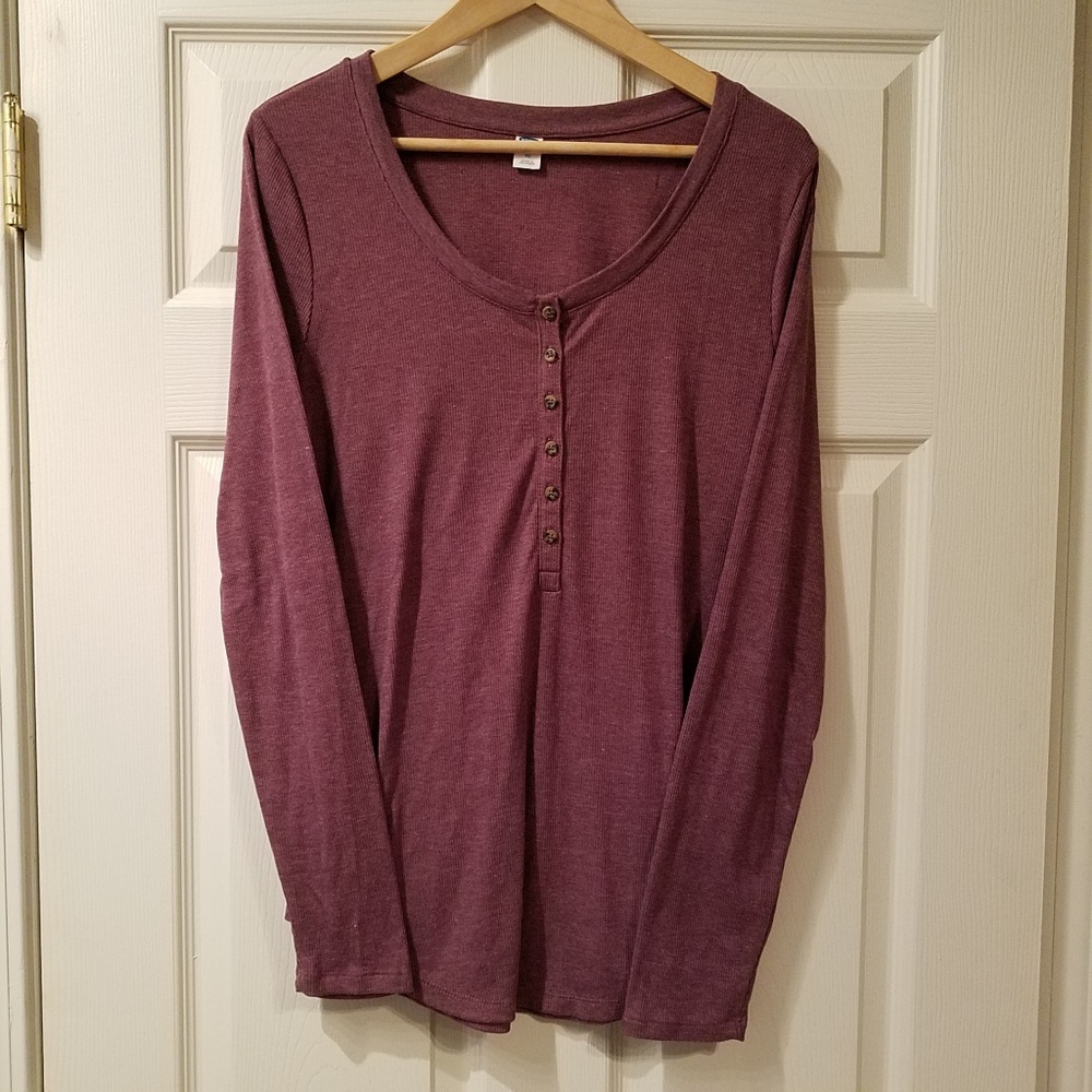 Women's Old Navy Scoop Neck Henley - XL